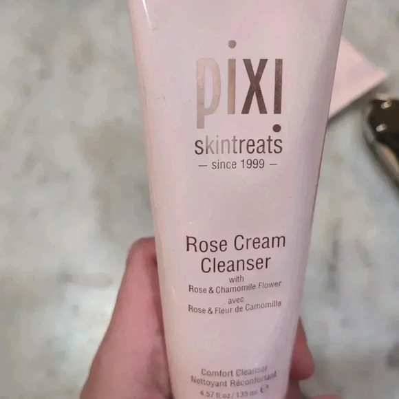 Pixi Rose Cream Cleanser - Picture 5 of 5